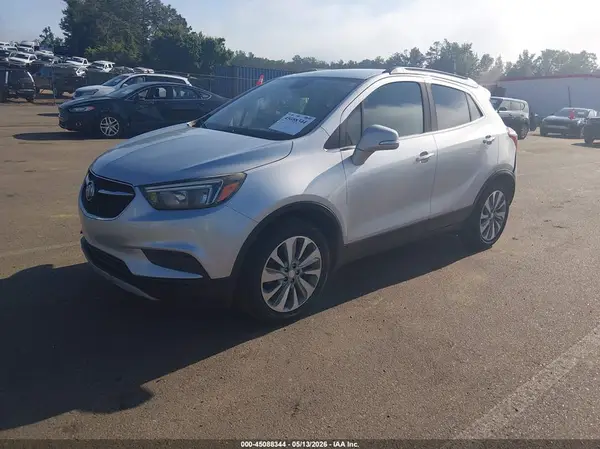 KL4CJASBXJB692394 2018 BUICK ENCORE - Image 2
