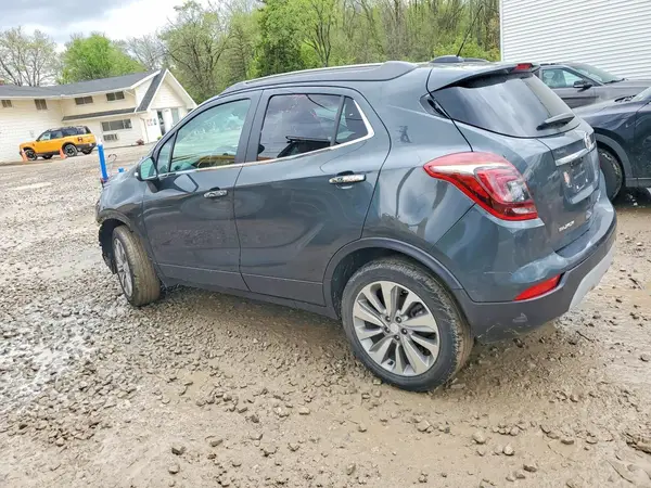 KL4CJASBXJB694551 2018 BUICK ENCORE - Image 2