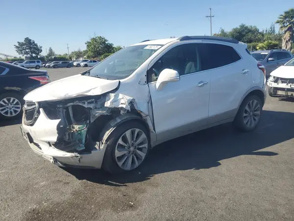 KL4CJASBXJB696848 2018 BUICK ENCORE - Image 1
