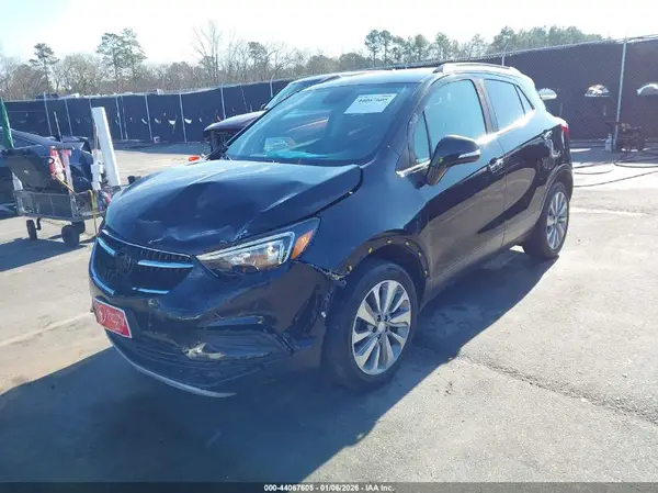 KL4CJASBXJB700249 2018 BUICK ENCORE - Image 2
