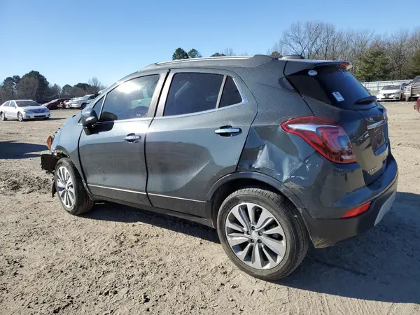 KL4CJASBXJB700753 2018 BUICK ENCORE - Image 2