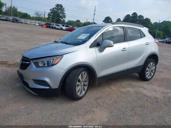 KL4CJASBXJB715401 2018 BUICK ENCORE - Image 2