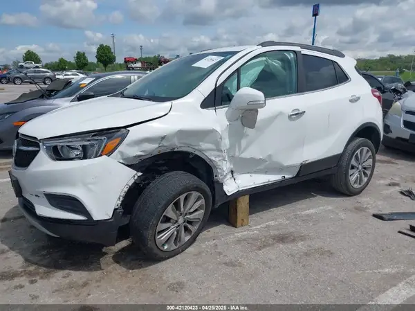KL4CJASBXKB705632 2019 BUICK ENCORE - Image 2