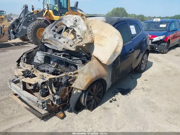 KL4CJASBXKB946820 2019 BUICK ENCORE - Image 2