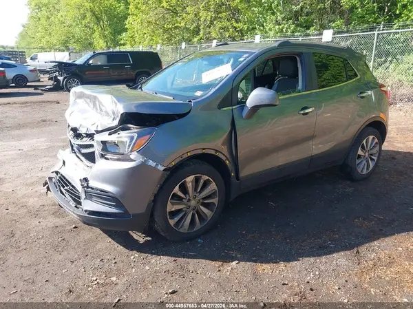 KL4CJASBXLB008785 2020 BUICK ENCORE - Image 2