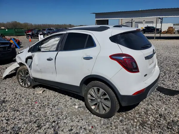 KL4CJASBXLB027580 2020 BUICK ENCORE - Image 2