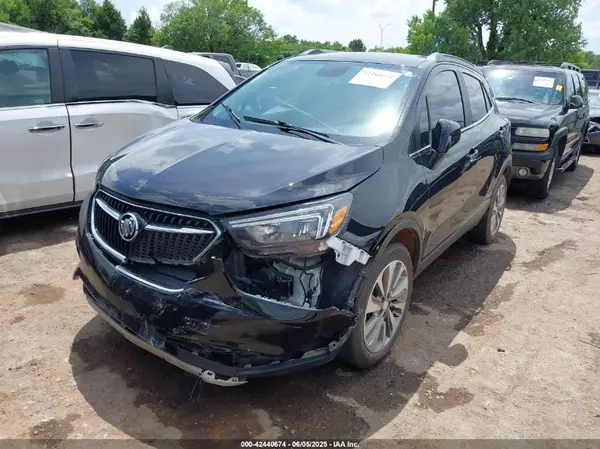 KL4CJASBXLB078061 2020 BUICK ENCORE - Image 2
