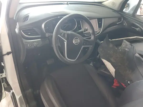 KL4CJASBXLB327104 2020 BUICK ENCORE - Image 8