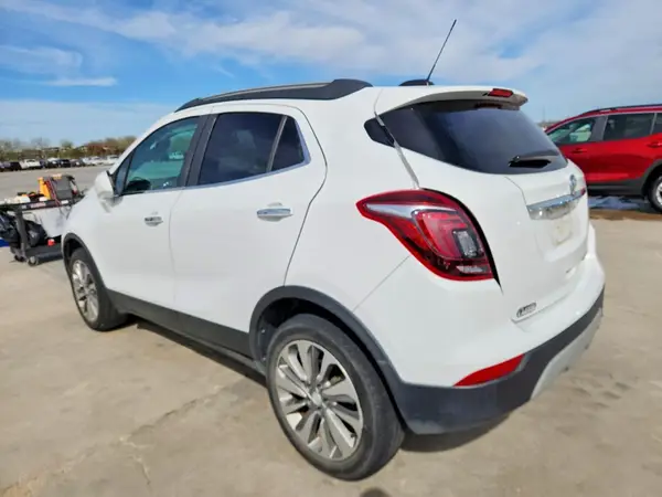 KL4CJASBXLB350771 2020 BUICK ENCORE - Image 2