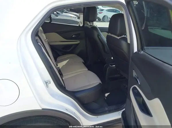 KL4CJASBXMB302365 2021 BUICK ENCORE - Image 8