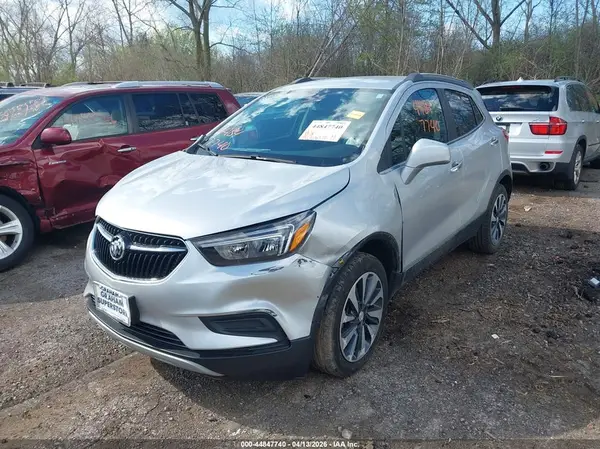 KL4CJASBXMB307825 2021 BUICK ENCORE - Image 2