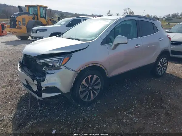 KL4CJASM3NB540545 2022 BUICK ENCORE - Image 2