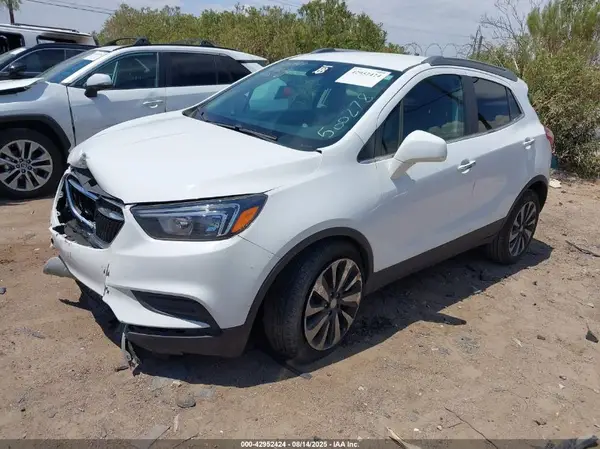 KL4CJASM4NB500278 2022 BUICK ENCORE - Image 2