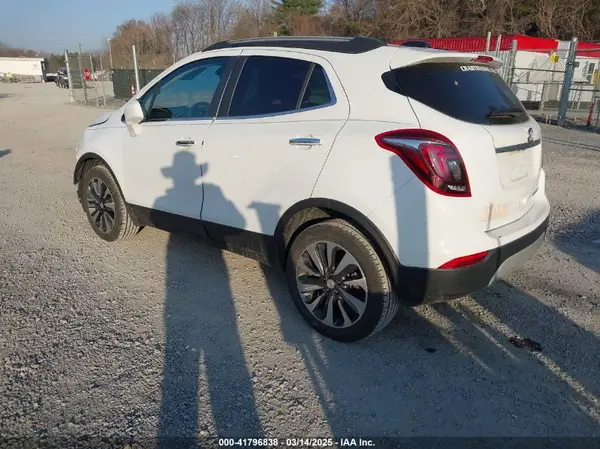 KL4CJASM4NB551876 2022 BUICK ENCORE - Image 2