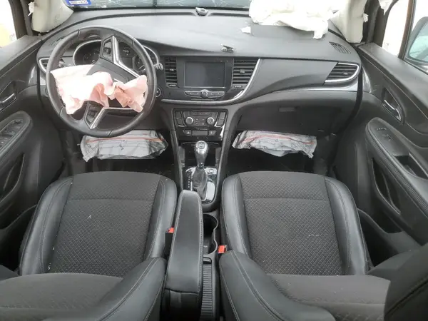 KL4CJASM4NB566085 2022 BUICK ENCORE - Image 8