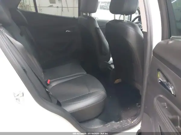 KL4CJASM5NB525478 2022 BUICK ENCORE - Image 8
