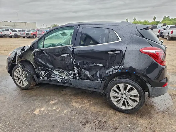 KL4CJASM5NB546752 2022 BUICK ENCORE - Image 2