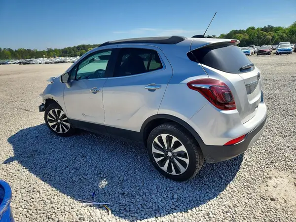 KL4CJASM7NB519231 2022 BUICK ENCORE - Image 2