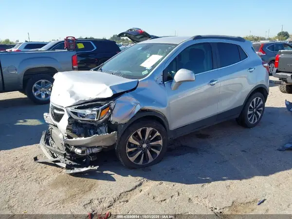 KL4CJASM9NB500499 2022 BUICK ENCORE - Image 2