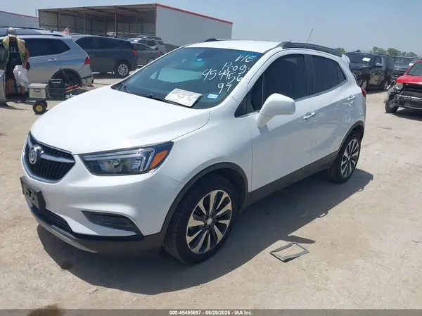 KL4CJASM9NB508215 2022 BUICK ENCORE - Image 2