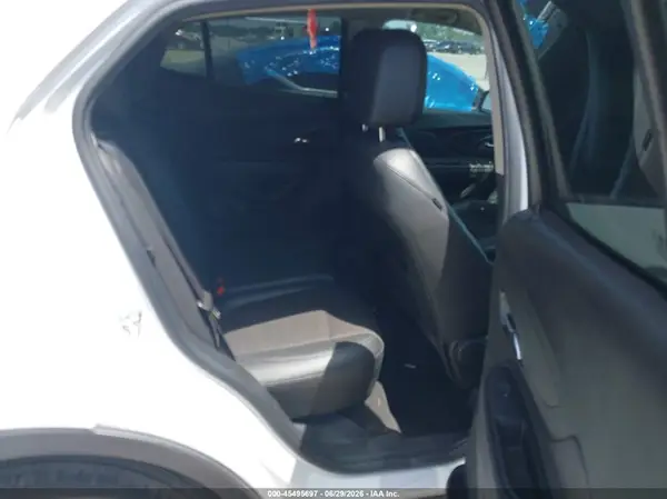 KL4CJASM9NB508215 2022 BUICK ENCORE - Image 8