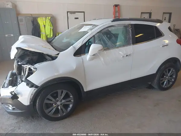 KL4CJBSB0GB724087 2016 BUICK ENCORE - Image 2