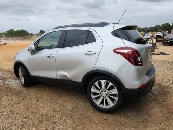 KL4CJBSB0HB008467 2017 BUICK ENCORE - Image 2