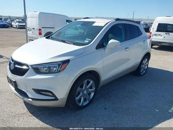 KL4CJBSB0HB010140 2017 BUICK ENCORE - Image 2