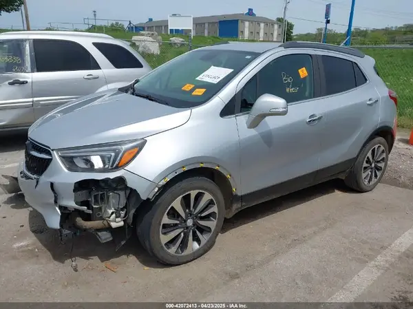 KL4CJBSB0HB068880 2017 BUICK ENCORE - Image 2
