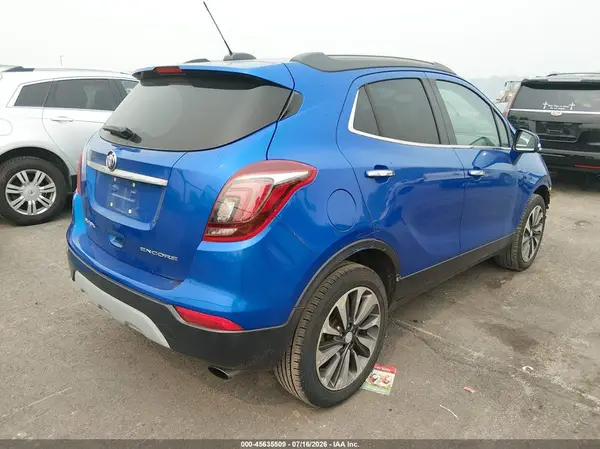 KL4CJBSB0JB681751 2018 BUICK ENCORE - Image 2