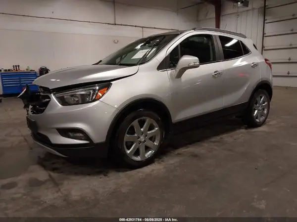 KL4CJBSB1JB693505 2018 BUICK ENCORE - Image 2