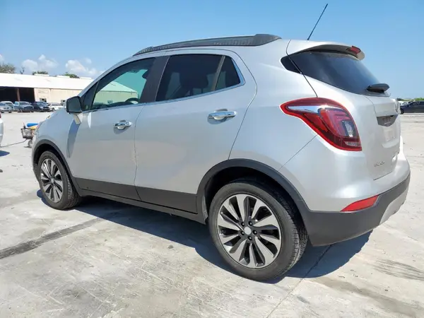 KL4CJBSB2JB557125 2018 BUICK ENCORE - Image 2