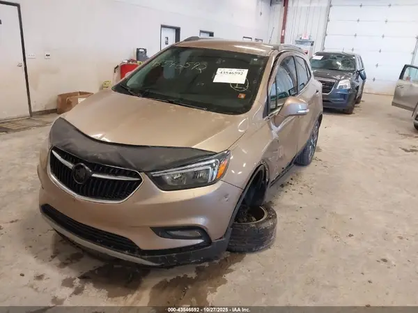 KL4CJBSB2JB695232 2018 BUICK ENCORE - Image 2