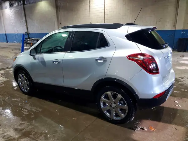KL4CJBSB3JB535988 2018 BUICK ENCORE - Image 2