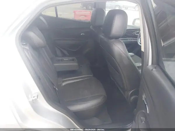 KL4CJBSB3JB638361 2018 BUICK ENCORE - Image 8