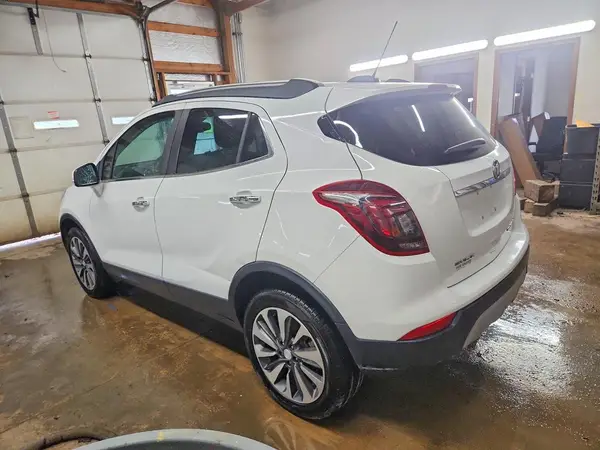 KL4CJBSB3JB712829 2018 BUICK ENCORE - Image 2
