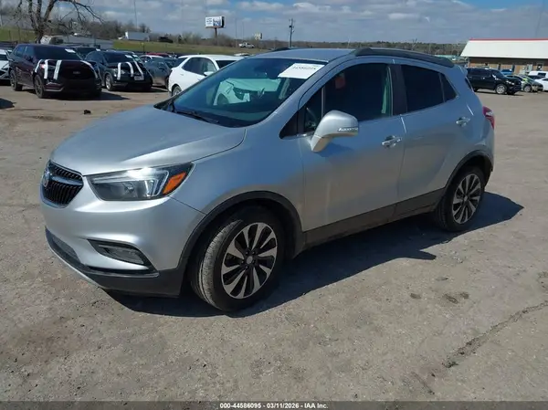 KL4CJBSB4HB033517 2017 BUICK ENCORE - Image 2