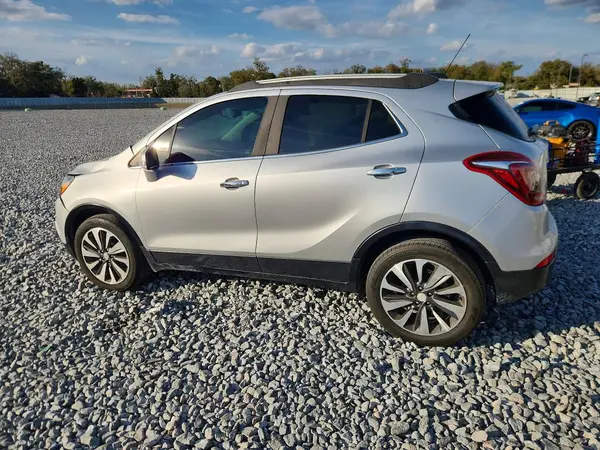 KL4CJBSB4JB599697 2018 BUICK ENCORE - Image 2