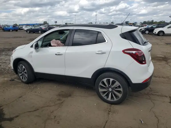 KL4CJBSB4JB625666 2018 BUICK ENCORE - Image 2