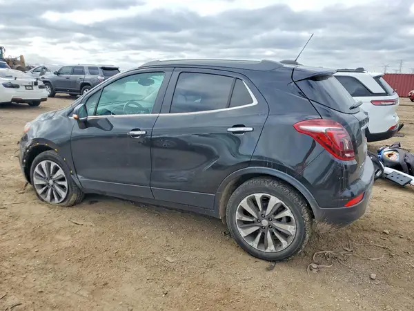 KL4CJBSB4JB657405 2018 BUICK ENCORE - Image 2