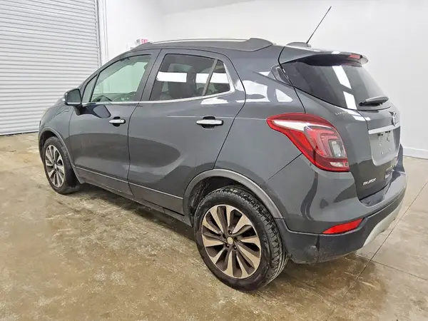 KL4CJBSB6HB160110 2017 BUICK ENCORE - Image 2