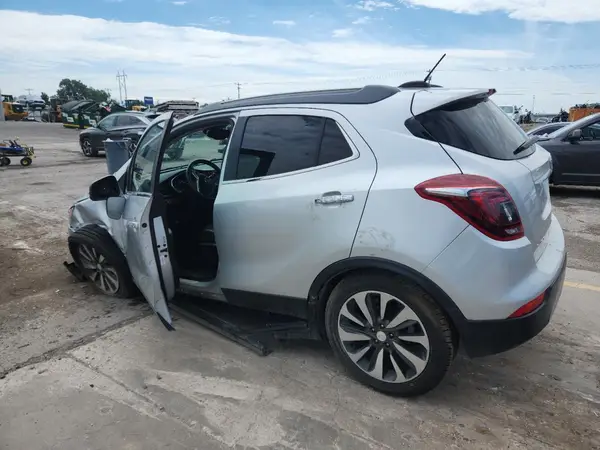 KL4CJBSB6JB553482 2018 BUICK ENCORE - Image 2