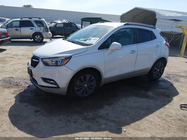 KL4CJBSB6JB607833 2018 BUICK ENCORE - Image 2