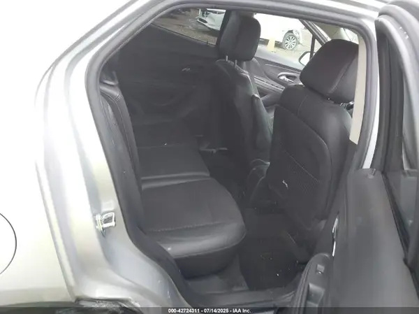 KL4CJBSB6JB698067 2018 BUICK ENCORE - Image 8