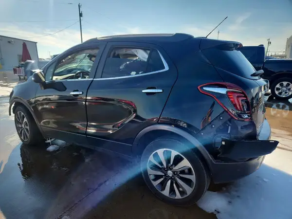 KL4CJBSB7JB507366 2018 BUICK ENCORE - Image 2