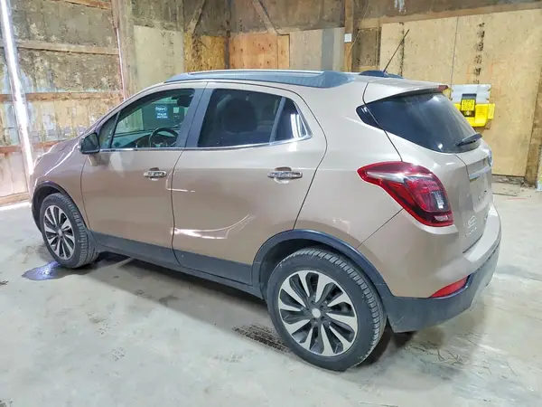 KL4CJBSB7JB516604 2018 BUICK ENCORE - Image 2
