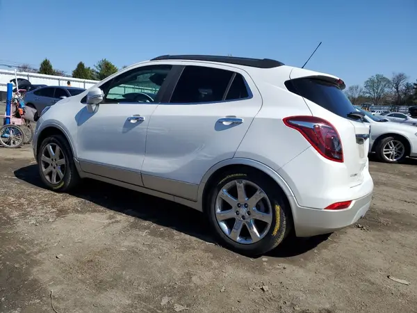KL4CJBSB7JB544905 2018 BUICK ENCORE - Image 2