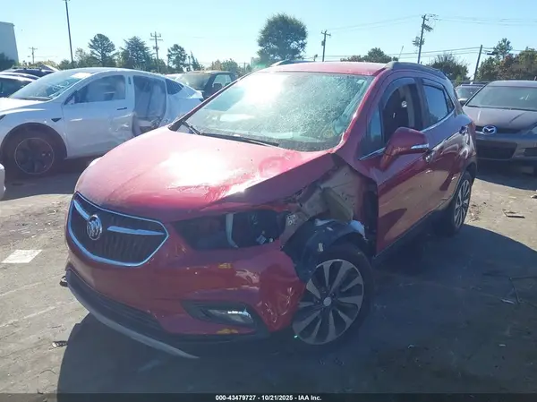 KL4CJBSB7JB547075 2018 BUICK ENCORE - Image 2