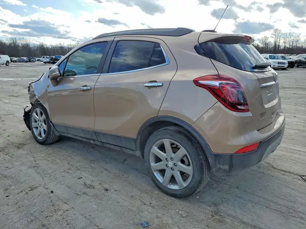 KL4CJBSB7JB577936 2018 BUICK ENCORE - Image 2