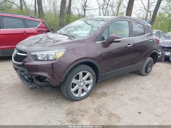 KL4CJBSB8JB639893 2018 BUICK ENCORE - Image 2